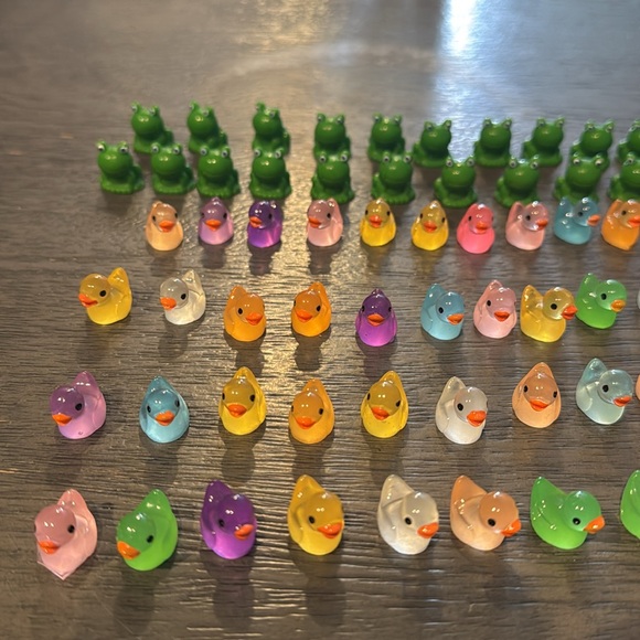 Mini Ducks Tiny Ducks and frogs lot of 90 pcs - Picture 2 of 3